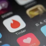 The Best Dating Apps: Tinder, Happn, Lovoo, and More