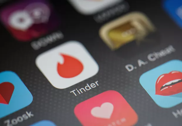 The Best Dating Apps: Tinder, Happn, Lovoo, and More
